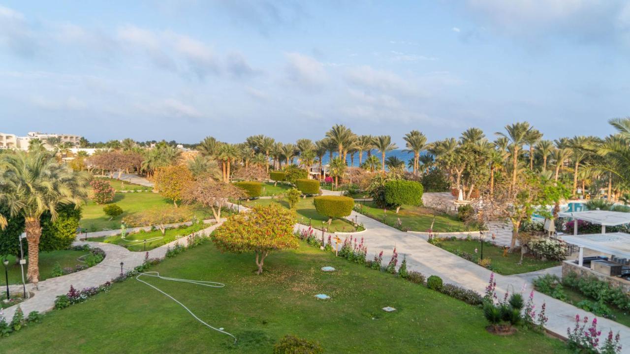 Brayka Bay Reef Resort Abu Dabbab Bagian luar foto